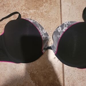 Victoria's Secret Black Push-Up Bra with White Lace and Pink Trim